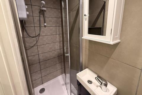 undefined, Kings Road,  Reading,  RG1