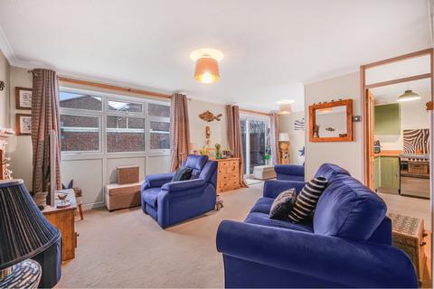 3 bedroom semi-detached house for sale, Petunia Crescent, Chelmsford CM1