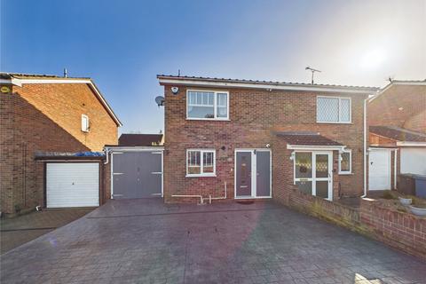 3 bedroom semi-detached house for sale, Wilmslow Drive, Ipswich, Suffolk, IP2