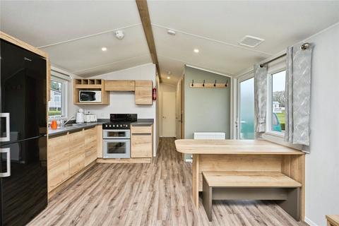 3 bedroom detached house for sale, Solent Breeze, Thorness Lane, Cowes, Isle of Wight, PO31