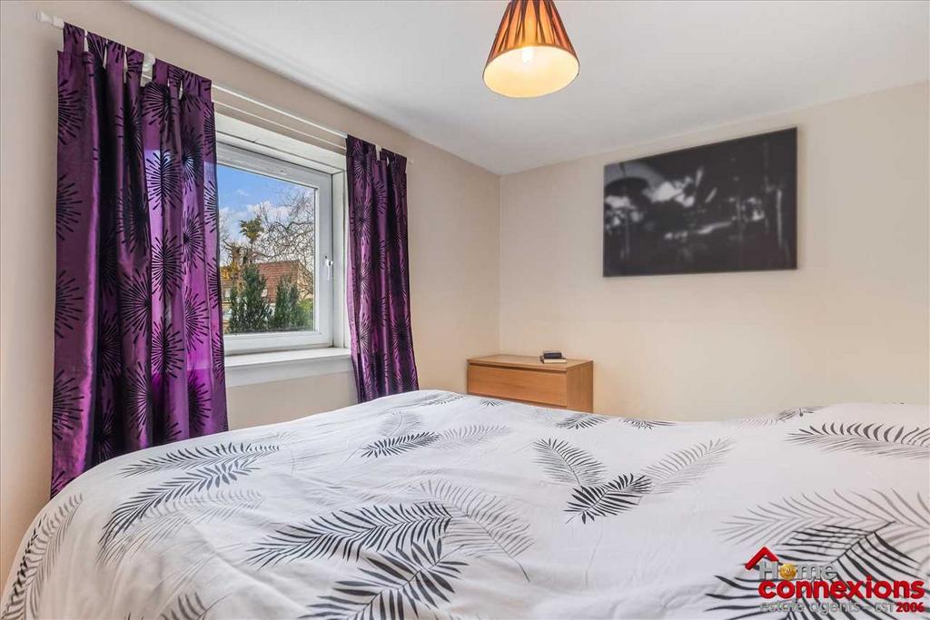 Bedroom One (2)