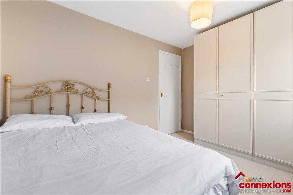 Bedroom Two (2)