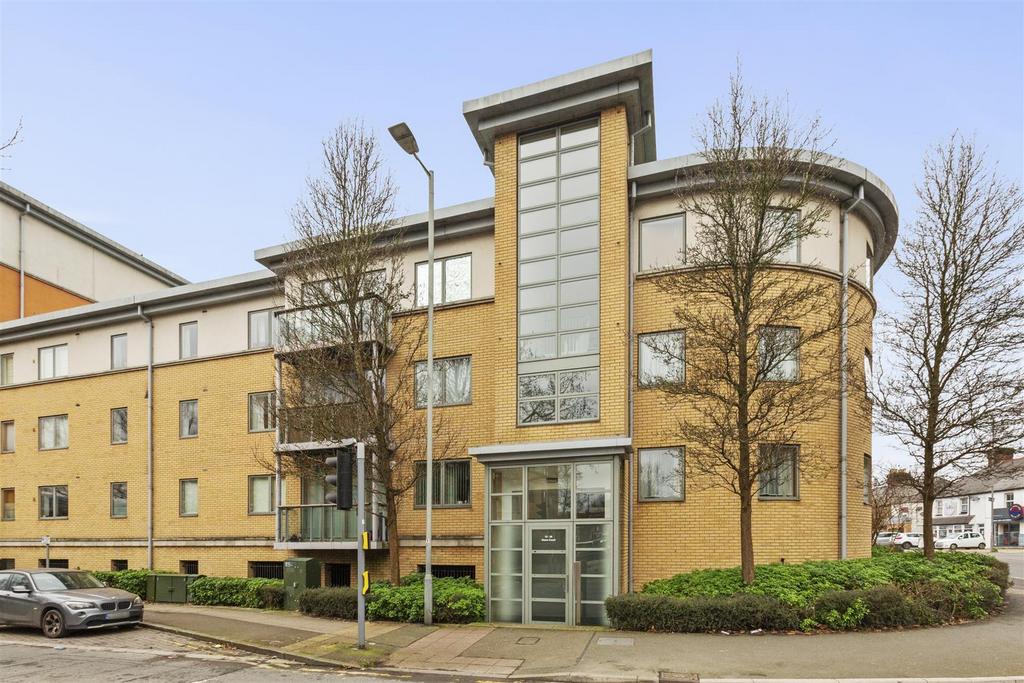 15 Ream Court, Ryemead Boulevard, HP11 1 GG-15.jpg