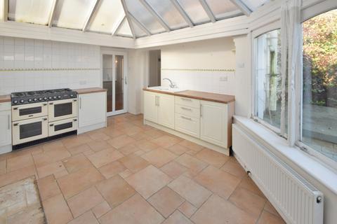 3 bedroom semi-detached house for sale, Forge Lane, Upchurch, Sittingbourne, ME9