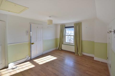 3 bedroom semi-detached house for sale, Forge Lane, Upchurch, Sittingbourne, ME9