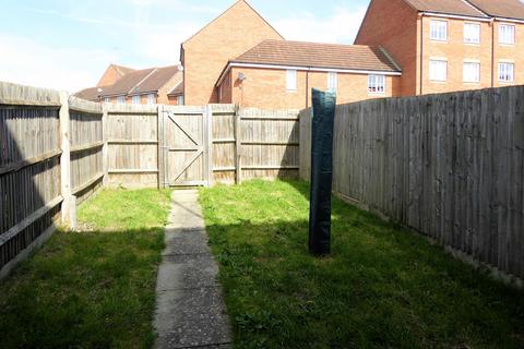 3 bedroom terraced house to rent, Johnson Drive, Leighton Buzzard LU7