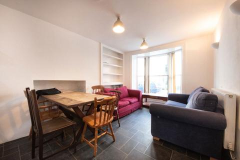 undefined, 5 Bed Student House, Queens Street