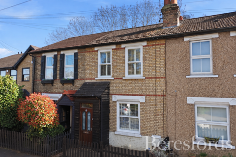 3 bedroom terraced house for sale, Queens Park Road, Harold Wood, RM3