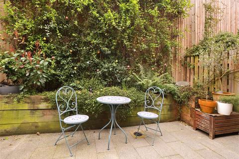 3 bedroom terraced house for sale, Vinery Way, London, W6