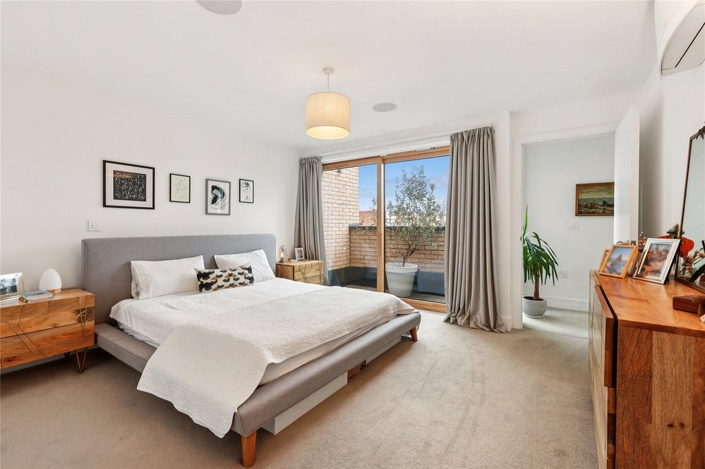 Principal Bedroom