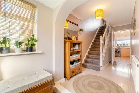 3 bedroom house for sale, Robson Drive, Aylesford