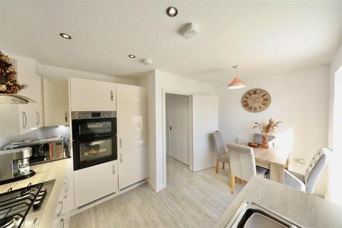undefined, Finchley Close, Hull