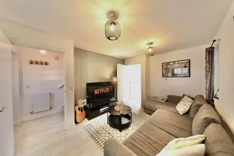 undefined, Finchley Close, Hull