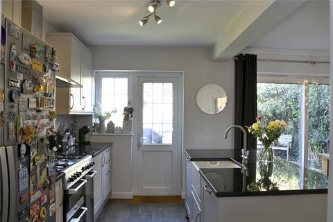 undefined, Heathfield Green, Midhurst, West Sussex, GU29