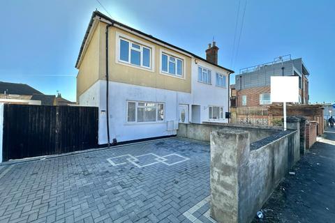 3 bedroom maisonette for sale, Pole Hill Road, Uxbridge