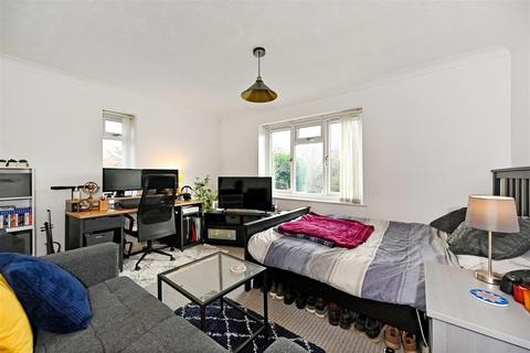 undefined, Warren Way, Barnham