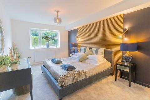 3 bedroom apartment for sale, Heathside Court, Evening Hill, Poole
