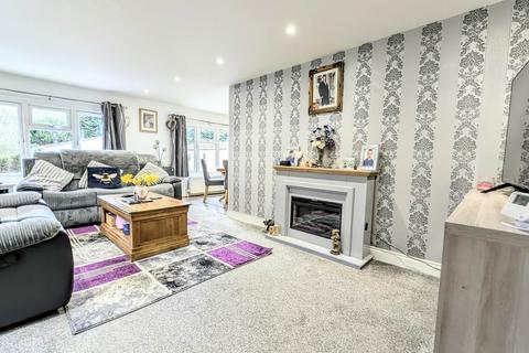 undefined, Portsmouth Road, Godalming GU8