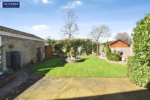 2 bedroom detached bungalow for sale, Valley View Drive, Scunthorpe