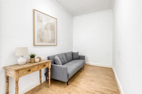 1 bedroom flat to rent, West Cromwell Road, London SW5