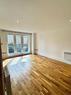 2 bedroom flat for sale, Seven Kings Way, London KT2