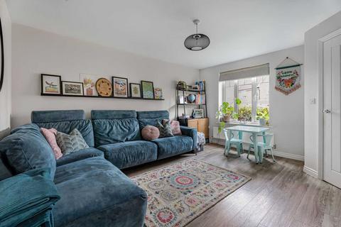 3 bedroom detached house to rent, Thomas Way, Abingdon, OX14