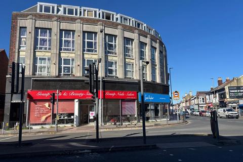 undefined, Kingston Crescent, Portsmouth, PO2