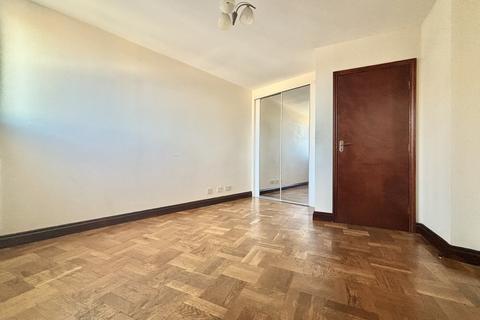 undefined, Kingston Crescent, Portsmouth, PO2