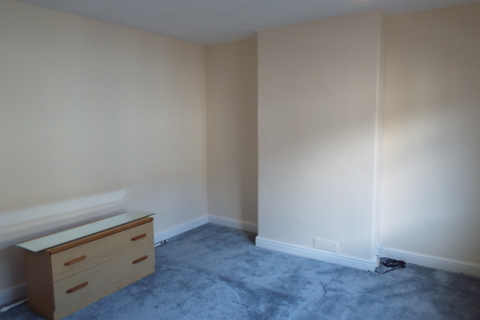 3 bedroom end of terrace house to rent, Abbey Place, Crewe, CW1
