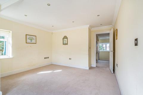 2 bedroom maisonette for sale, Burnhams Road, Little Bookham