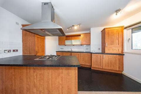 undefined, Kaims Terrace, Livingston EH54