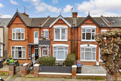 2 bedroom flat for sale, Douglas Road, Herne Bay, Kent