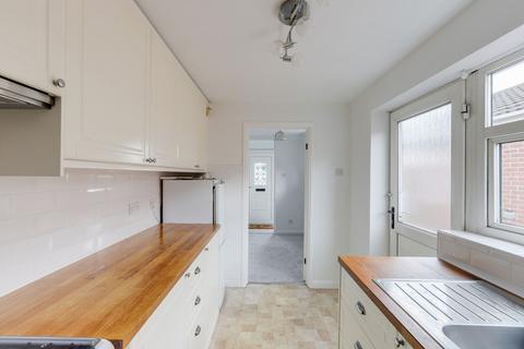 2 bedroom detached bungalow for sale, Edwalton Court, Nottingham NG6