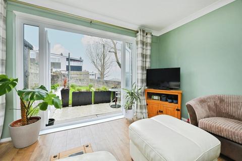 3 bedroom end of terrace house for sale, Pentland Close, Plymouth