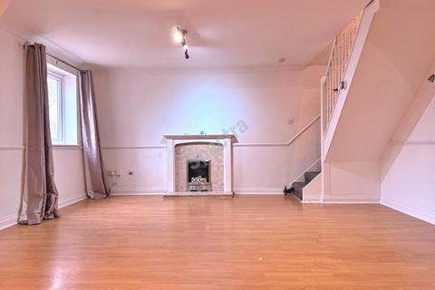 3 bedroom detached house to rent, Greenwood Close, Kings Heath, B14