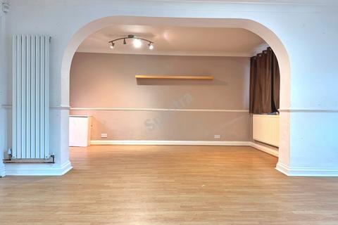 3 bedroom detached house to rent, Greenwood Close, Kings Heath, B14