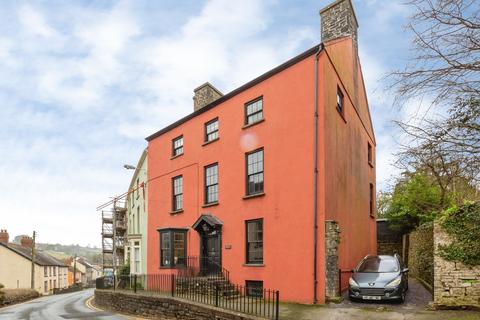 undefined, King Street, Carmarthen SA33