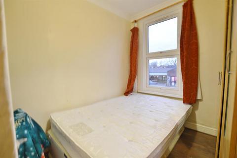 undefined, Southern Road, London E13