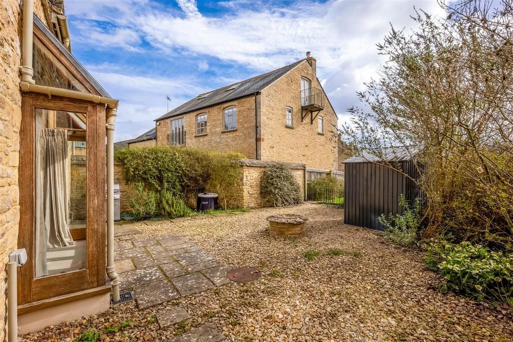 Woodbarn, Priory Lane 2165-16.jpg