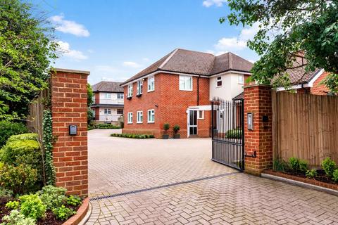 undefined, London Road, Cheam, Sutton