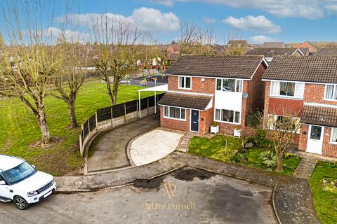 4 bedroom detached house for sale, Elm Close, Ibstock, LE67