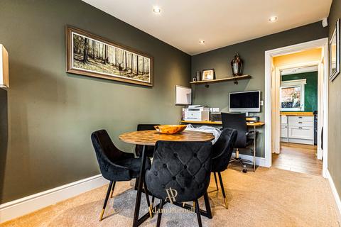 4 bedroom detached house for sale, Elm Close, Ibstock, LE67