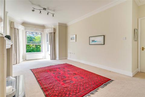 2 bedroom apartment for sale, Beaumont Court, T/Wells, Kent, TN2