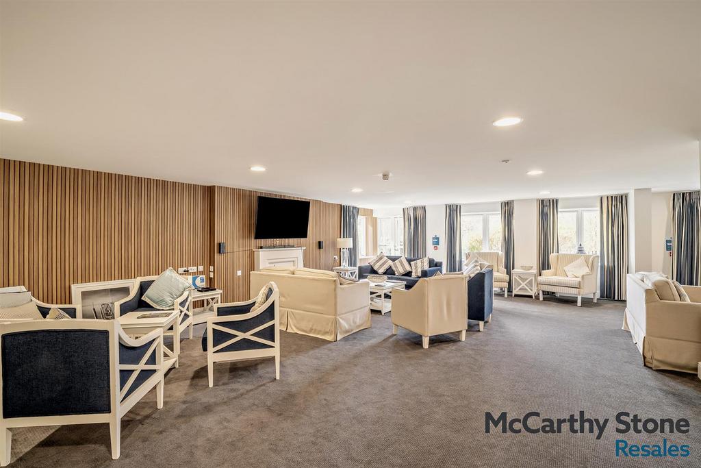 Homeowners Lounge