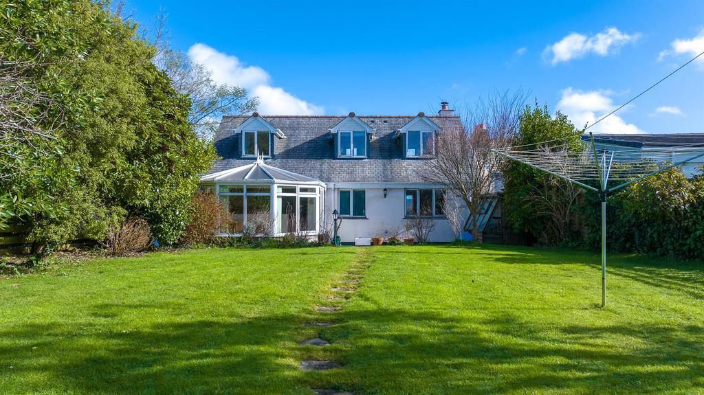 0225 04 - Nare View, Porthscatho (35).jpg