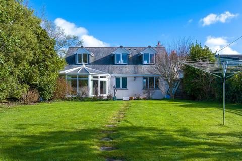 undefined, Rosevine, Roseland Peninsula