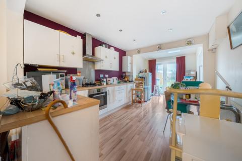undefined, Junction Road, Totton, Southampton, Hampshire, SO40