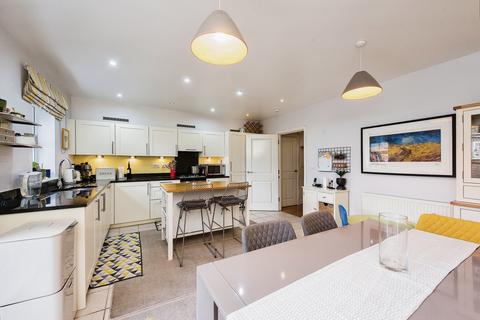 undefined, Heatherlea Grove, Worcester Park, KT4
