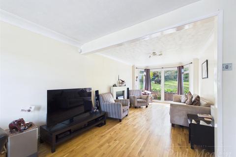 undefined, Barn Crescent, Purley
