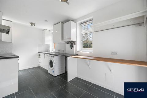 undefined, Kennedy Road, Hanwell, London, W7